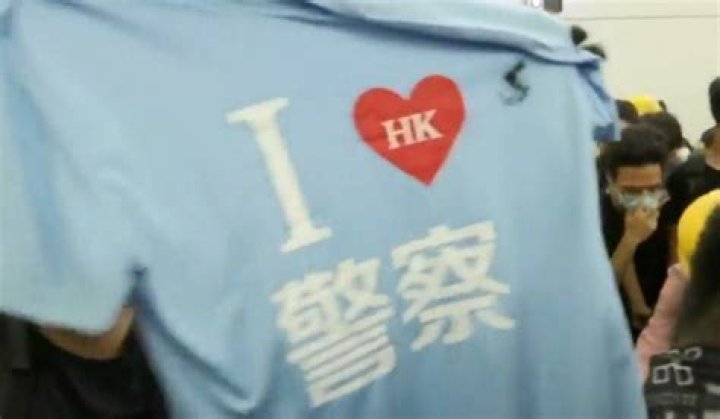 5,000 HK citizens spell out "I LOVE HK" on anniversary day - Xinhua