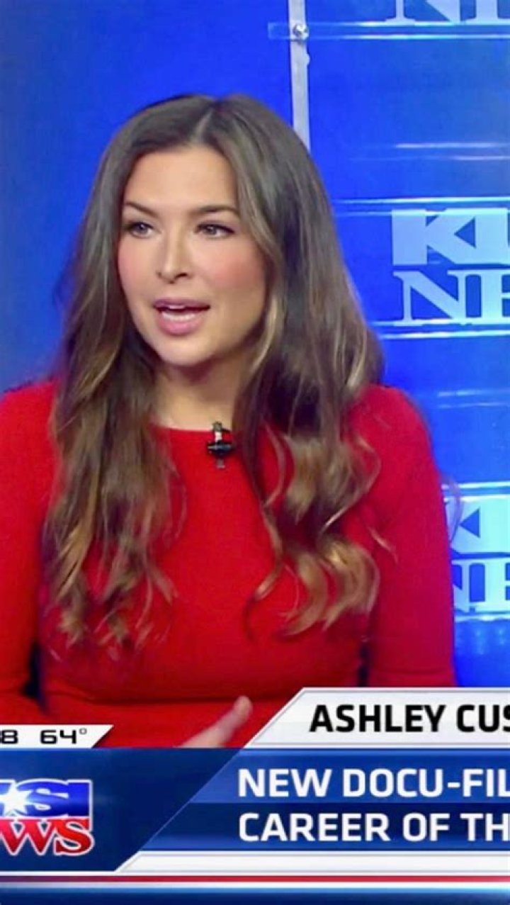 Ashley Cusato activity - FamousFix.com