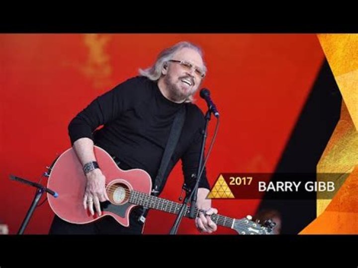 Barry Gibb's mind-blowing Glastonbury performance of Bee Gees 'Stayin' Alive'