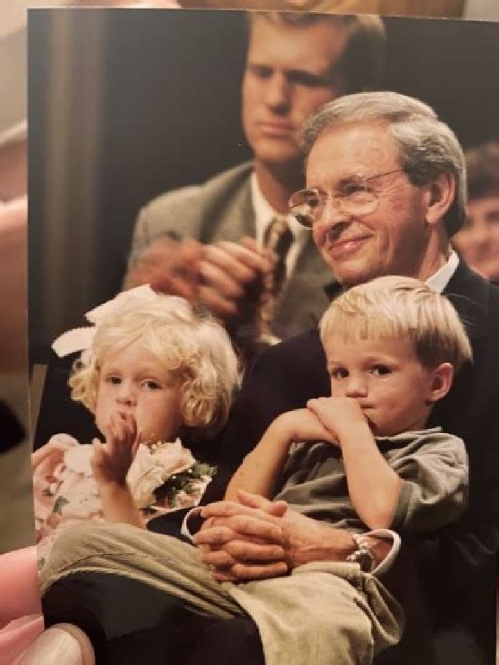 Becky Stanley Married, Husband, Net Worth, Age【 Bio 】Daughter