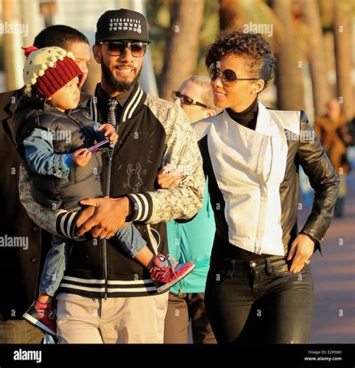 BLENDED FAMILY TRIP! SWIZZ BEATZ, ALICIA KEYS, MASHONDA AND THEIR KIDS GO TO EGYPT
