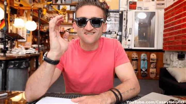Casey Neistat - Bio, Net Worth, Height