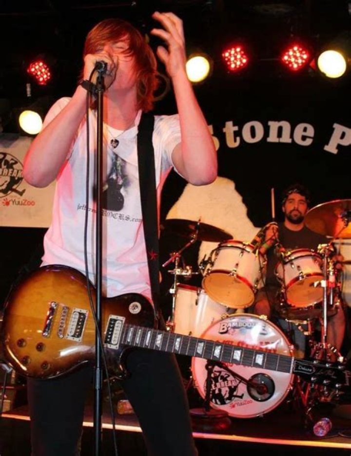 	CJ Mueller, Renowned Musician, Stabbed to Death :Know More About The Incidence	