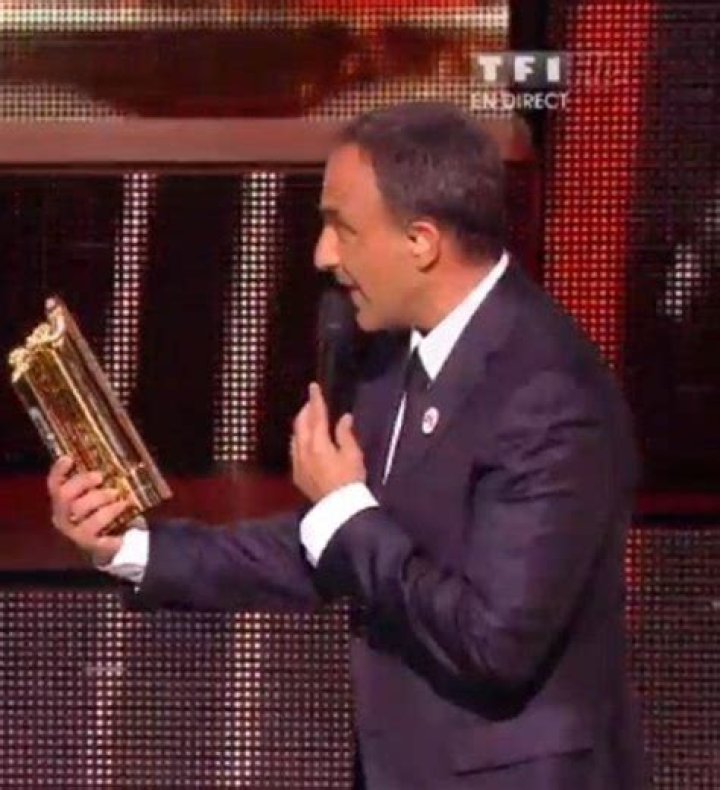 Denis Brogniart Taille