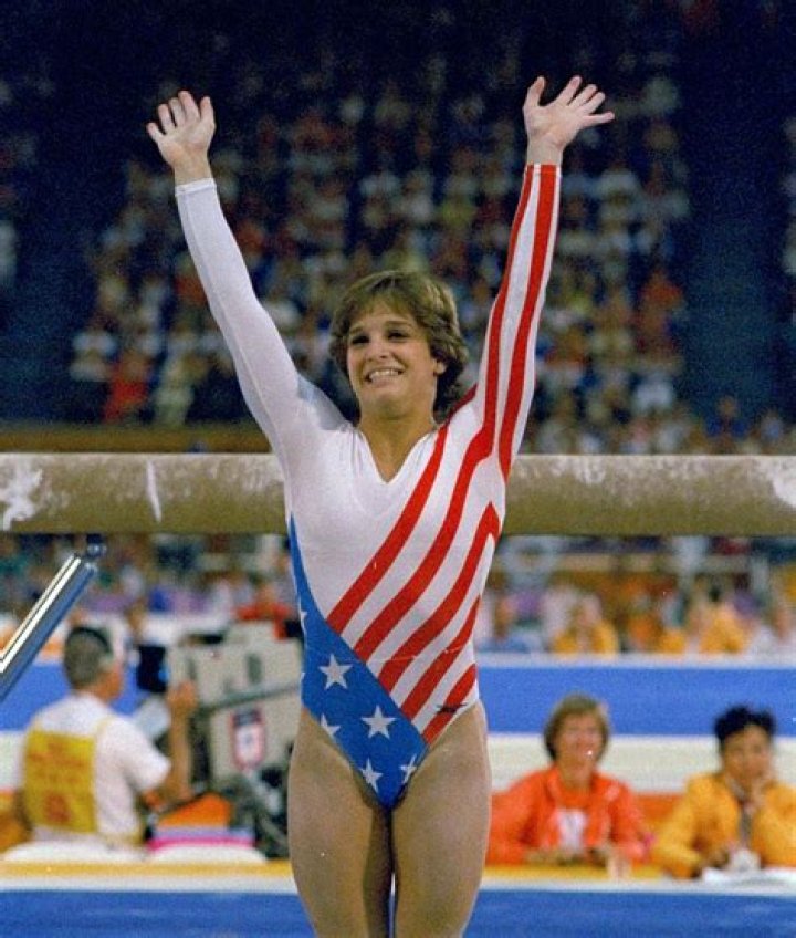 Does Mary Lou Retton Have Insurance? Why Is Mary Lou Retton In Intensive Care?