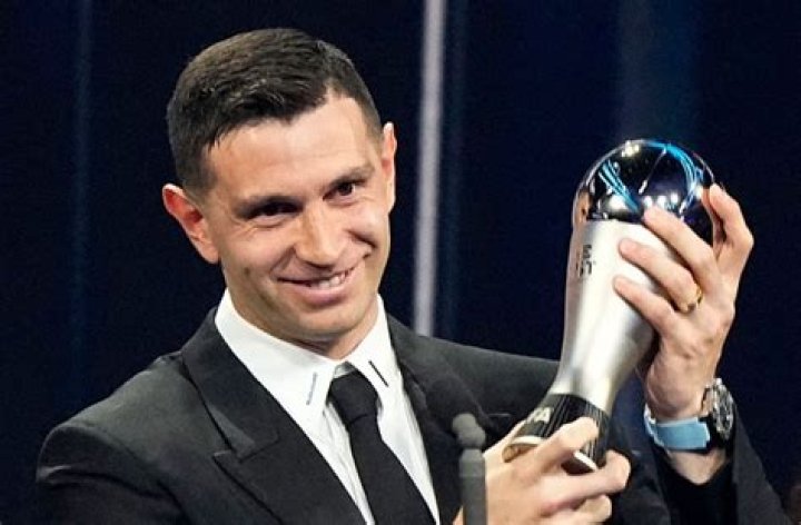Emiliano Dibu Martínez on Argentina winning the Best FIFA awards