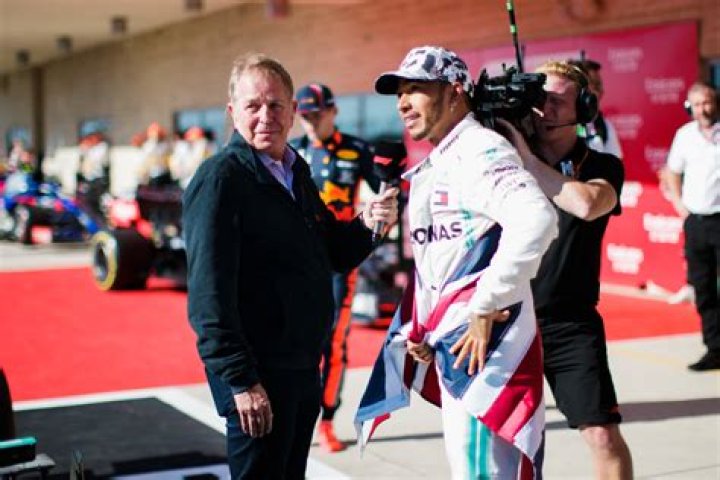 Has Lewis Hamilton stopped talking to Martin Brundle during his F1 grid walks? | F1