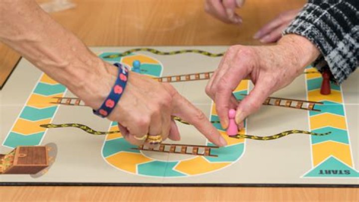 Indoor games for people with dementia