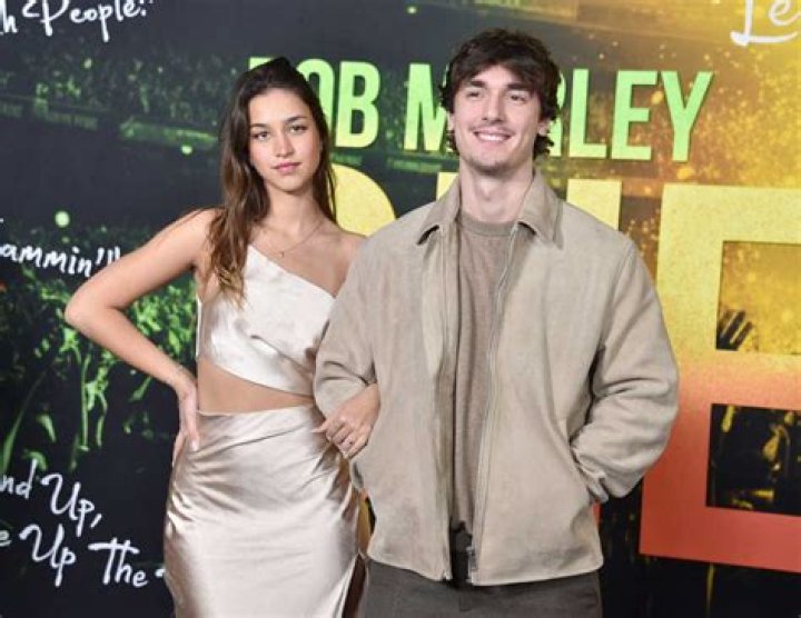 Is Bryce Hall Girlfriend Mikaela Lafuente? Dating, Relationship