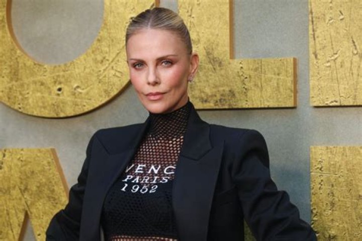 Is Charlize Theron Still Smoking? Once Quit It In Her 30s