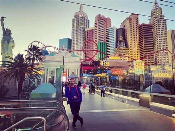 Kamel Ouali Chirurgie