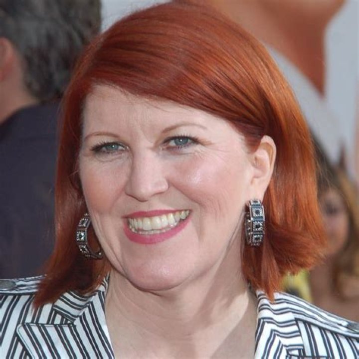 Kate Flannery - Bio, Net Worth, Height