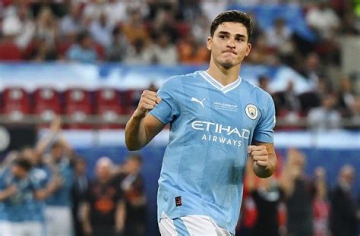 Manchester City coach Pep Guardiola confirms Julián Álvarez discomfort