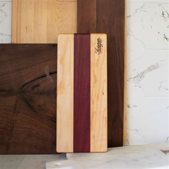 Maple and Purple Heart Serving Board
– Laurel Mercantile