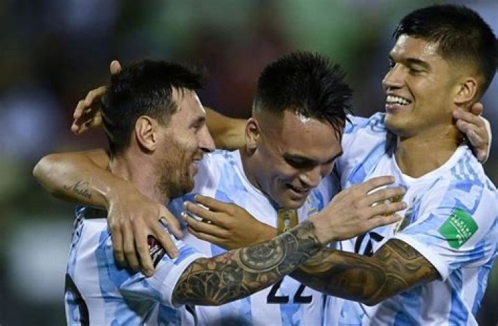 Mario Kempes comments on Argentina national team, Lionel Messi, Paulo Dybala