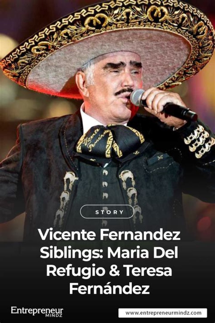 Meet Maria del Refugio and Teresa; Mexican Singer Had No Brothers, Only Two Sisters!