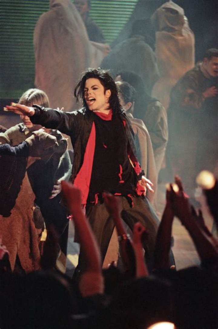 Michael Jackson's mind-blowing last performance 48 hours before his death - video