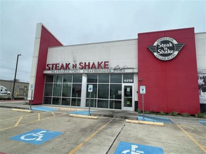 MSU Dining Services opens Steak ‘n Shake location, announces other updates for fall semester