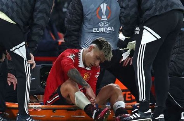 No Achilles injury for Lisandro Martínez, additional tests to be done