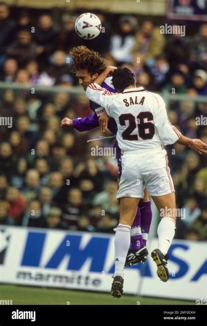 On this day in 1999, Gabriel Batistuta scores thunderous goal for Fiorentina vs. Arsenal