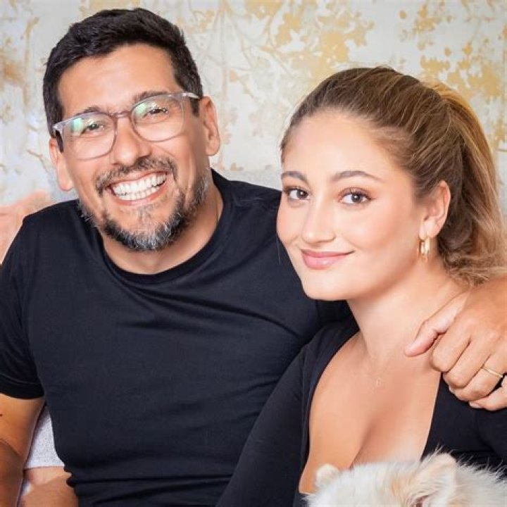 Rafael Araneda: Estatura altura, cuánto mide, familia, edad, padres esposa