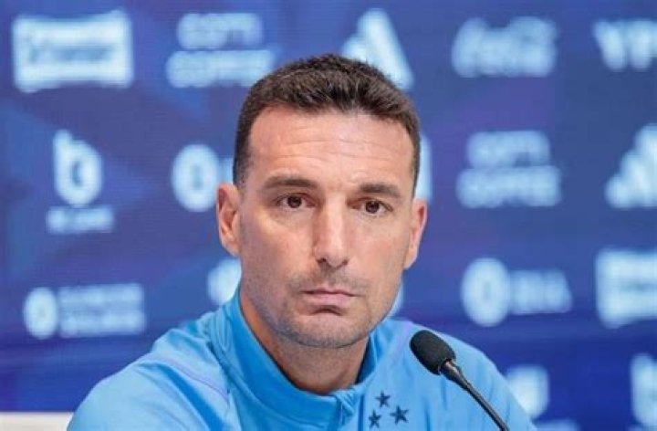 Real Madrid make preliminary contact for Argentina coach Lionel Scaloni