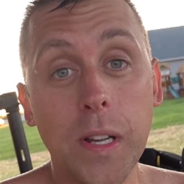 Roman Atwood - Bio, Net Worth, Height