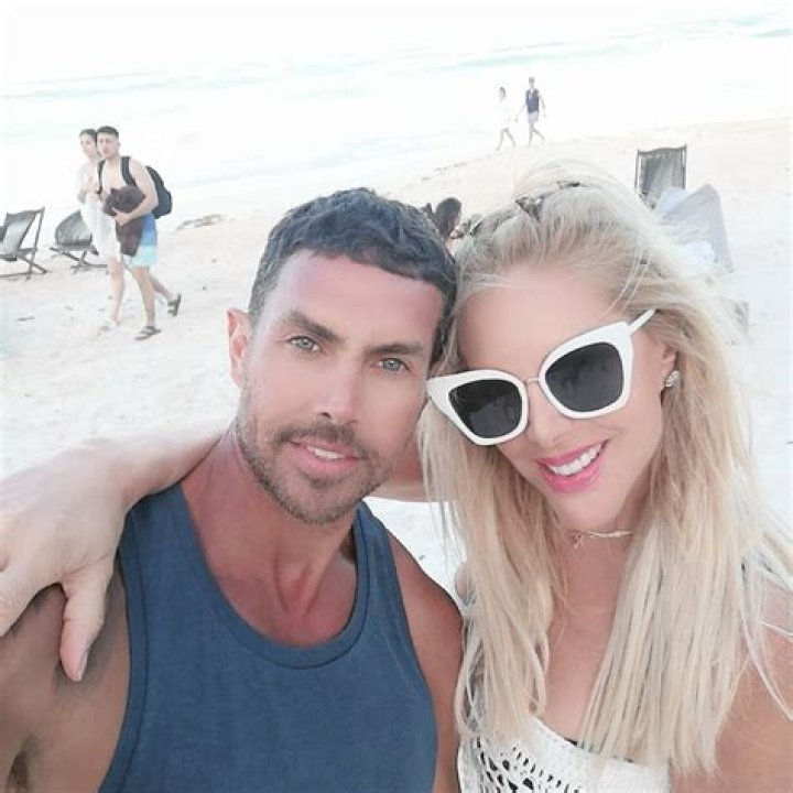 Single or Married? Ex-boyfriends & Eddie Benjamin!