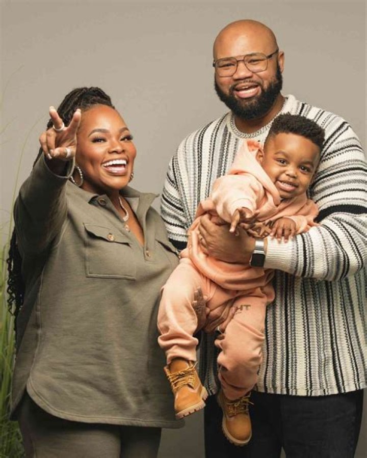 TASHA COBBS AND HUSBAND KENNETH LEONARD CELEBRATE DAUGHTER’S GRADUATION