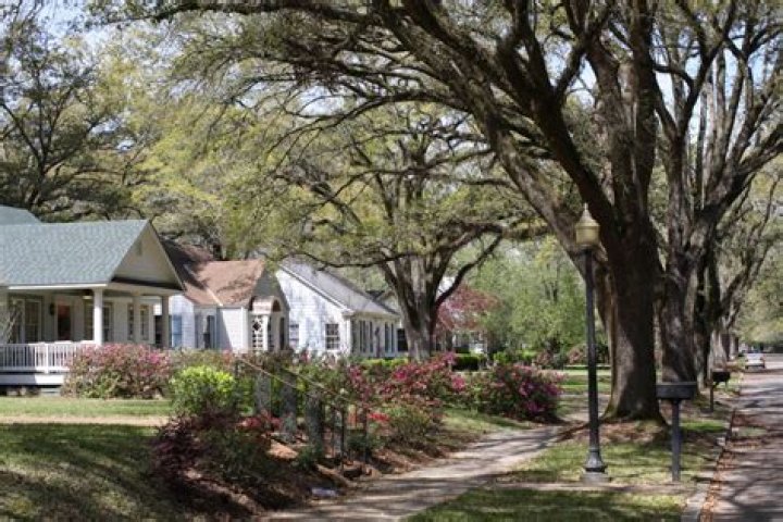 The Keller House
– Laurel Mercantile