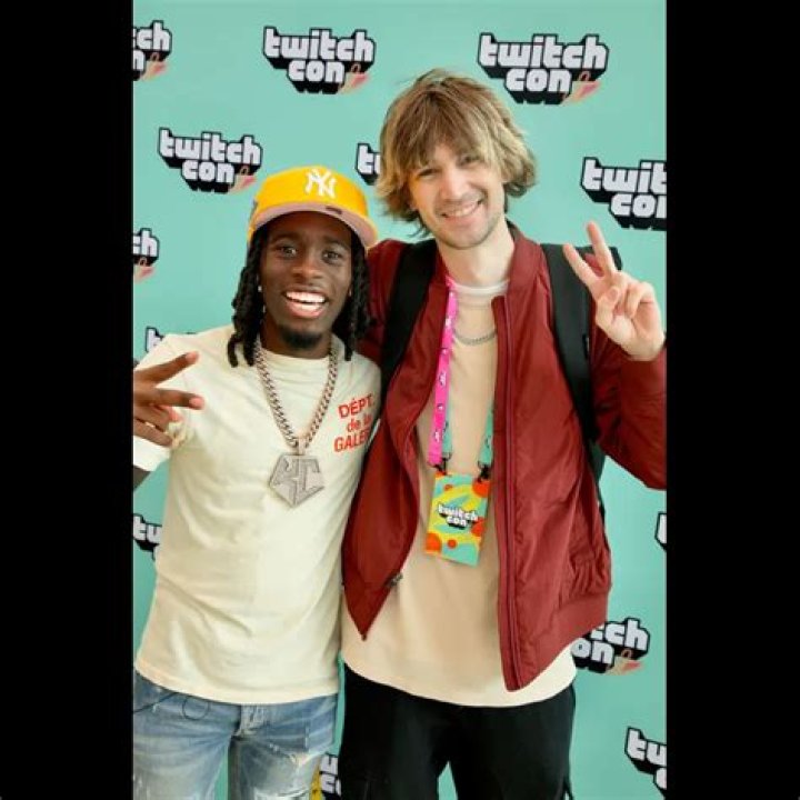 xQc (Felix Lengyel) - Bio, Net Worth, Height