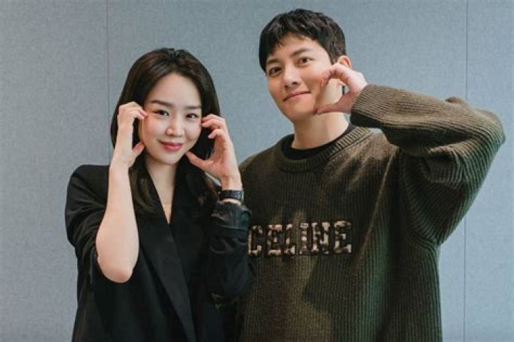 Yeongsan Shin clan - FamousFix.com list